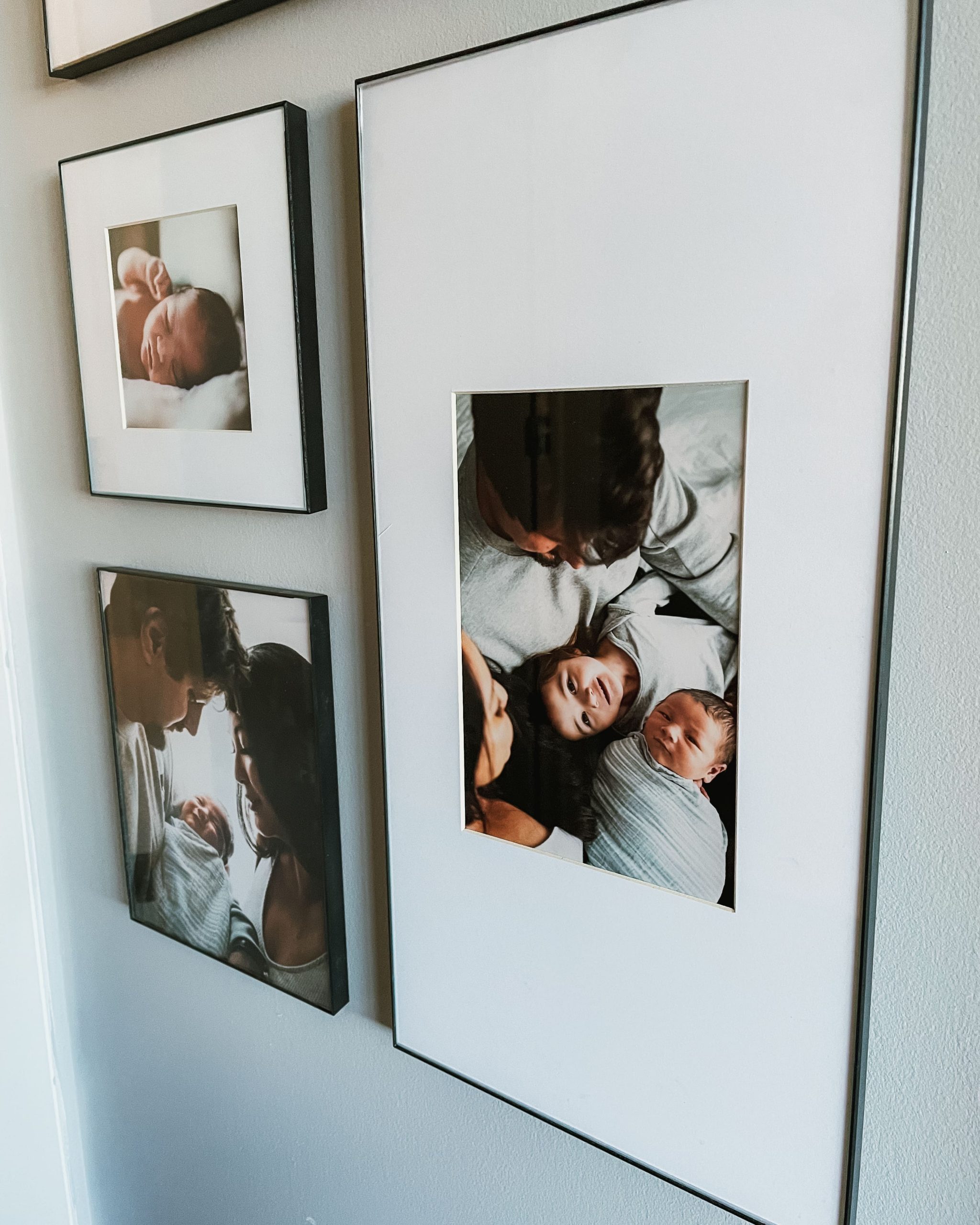 DIY Custom Photo Mats In 3 Easy Steps - DianneDecor.com  Matting pictures  diy, Diy photo frame cardboard, Frame matting diy